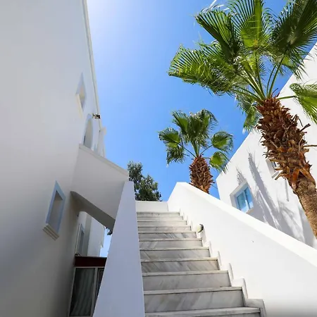 Finikas Santorini Szálloda Kamári